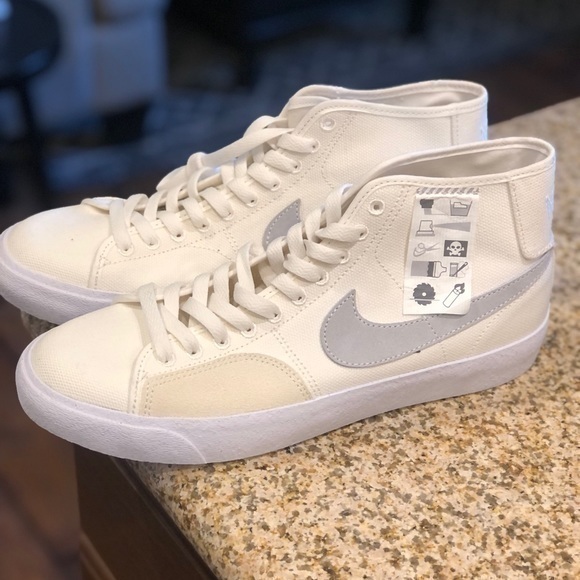 Nike Other - Nike SB Blazer Court Mid Premium Shoes Size 9.5